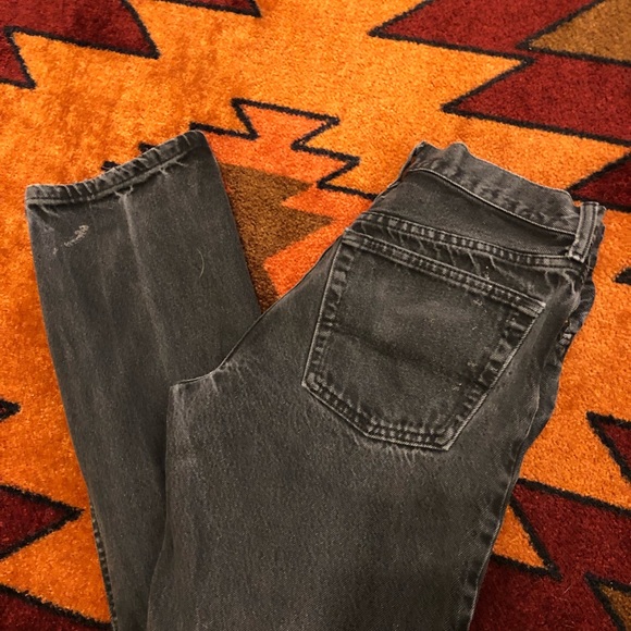 High Waisted UP Jeans - Picture 3 of 6